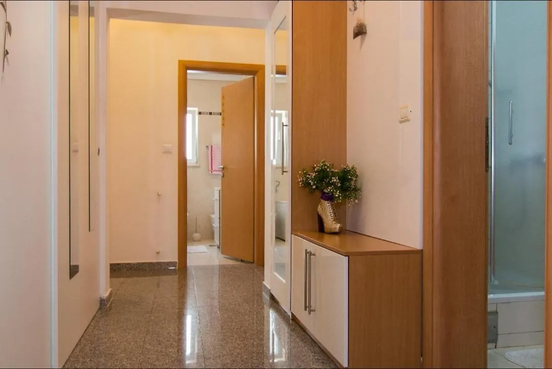 Apartment Antonella Fasana Fažana 0*,  Kroatien