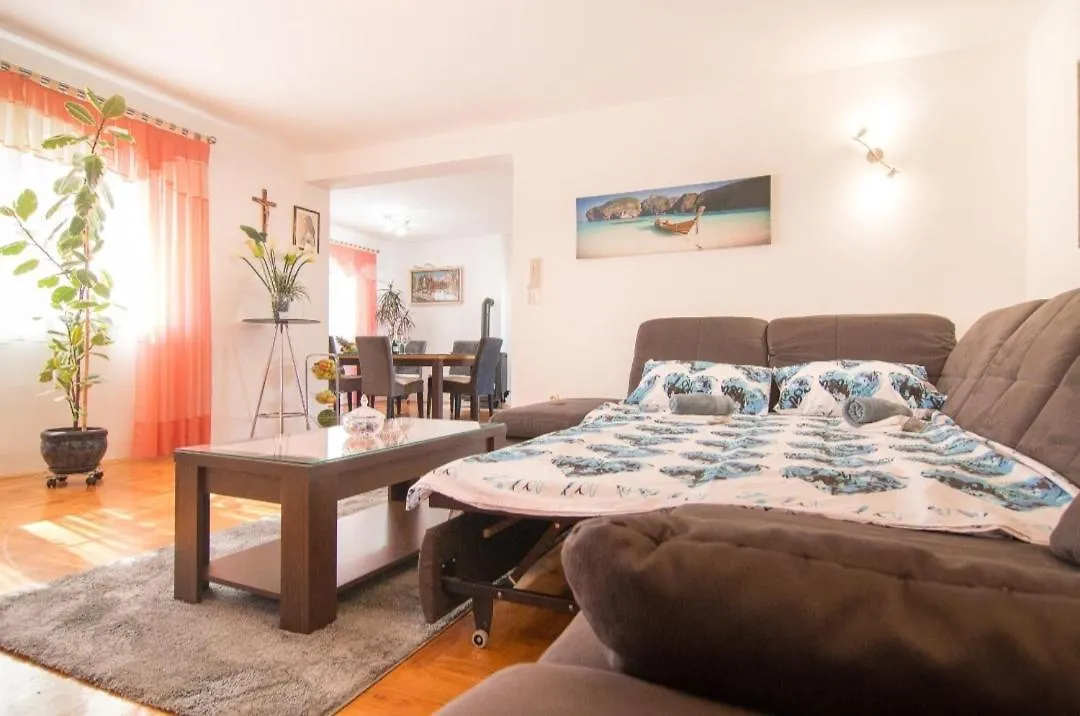 Apartment Antonella Fažana